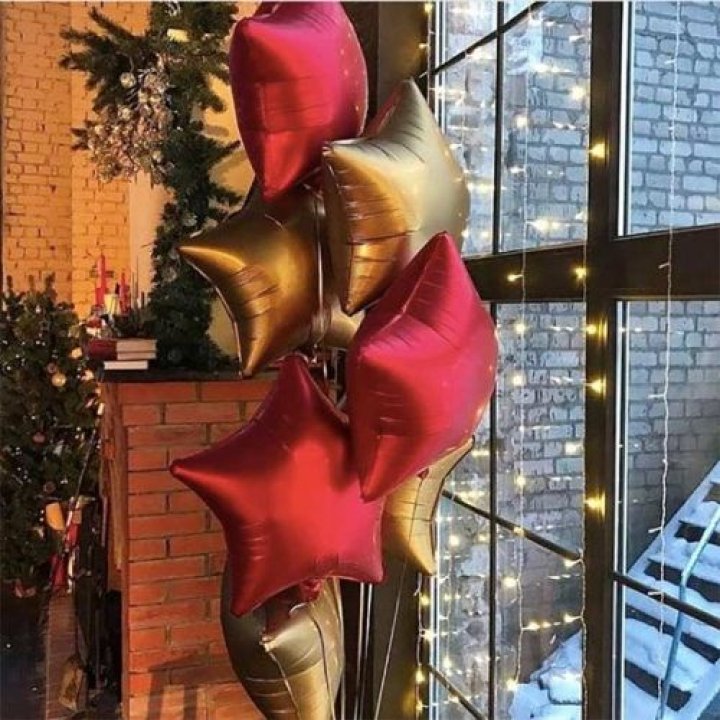 Фонтан шаров "Старлидж" в Челябинске