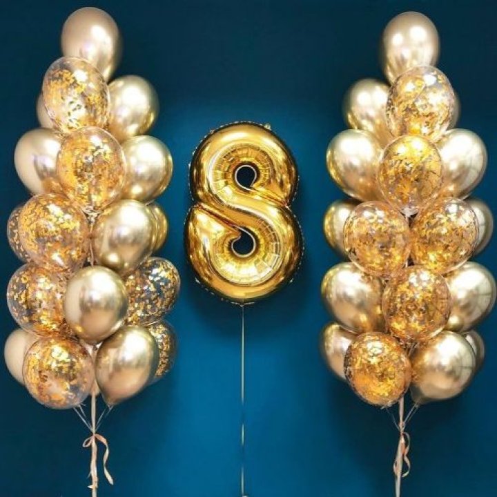 Цифра с фонтанами шаров  в Челябинске