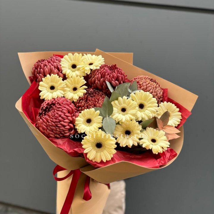 Букет гербер и хризантем Бигуди в Челябинске