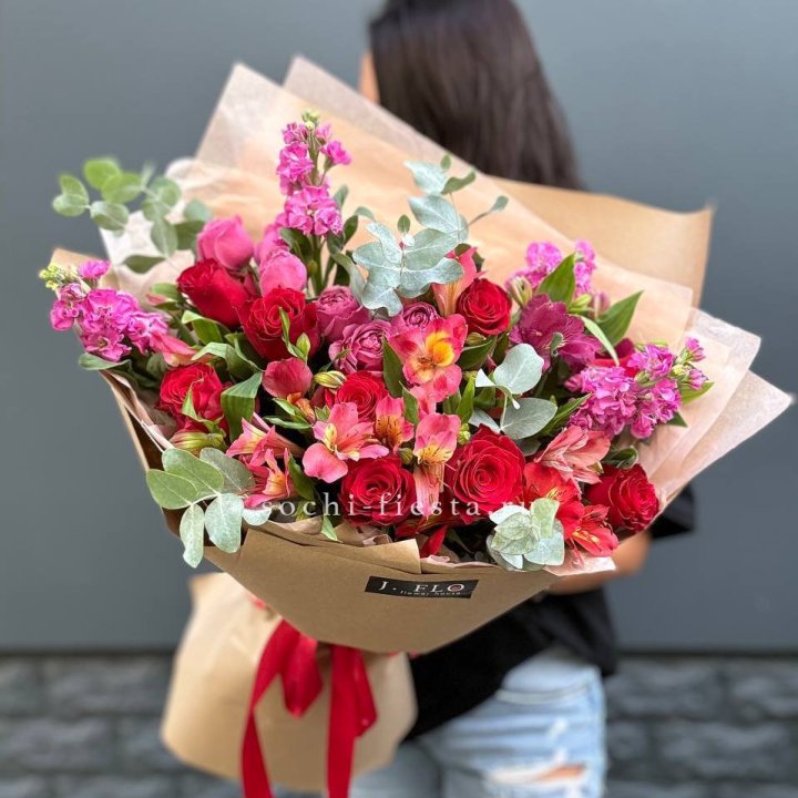 Дизайнерский букет №3 в Челябинске