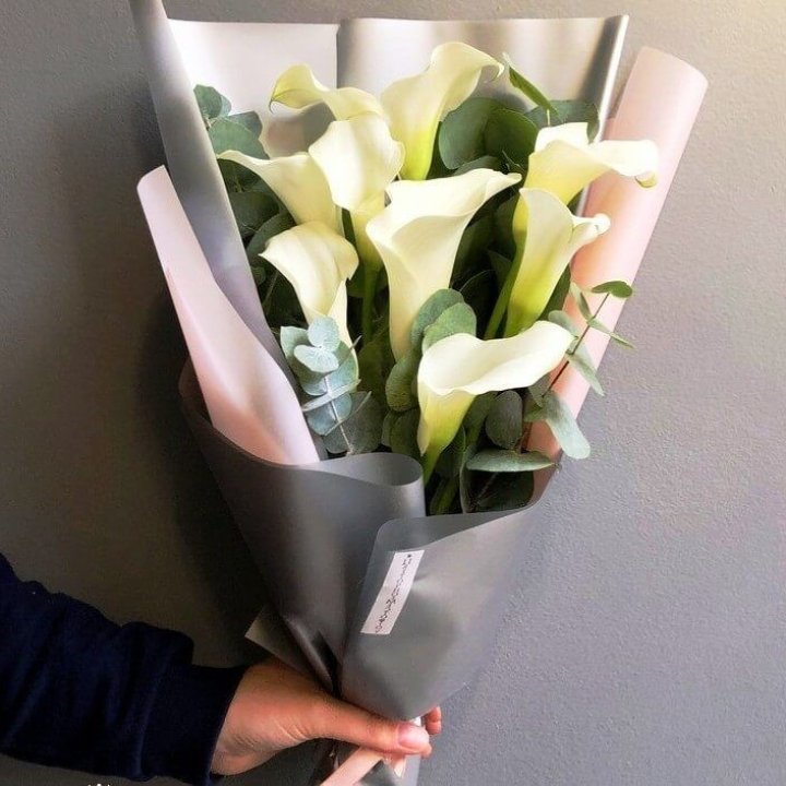 Каллы с эвкалиптом в Челябинске