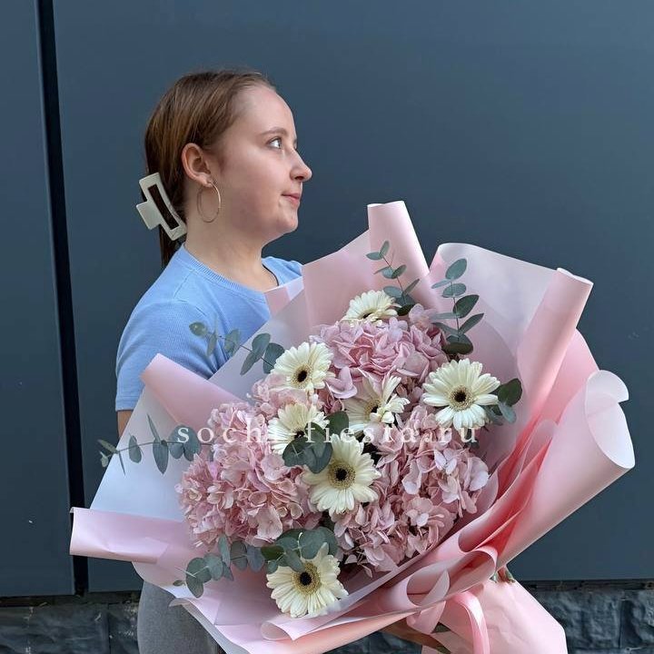 Букет "Знак любви" в Челябинске