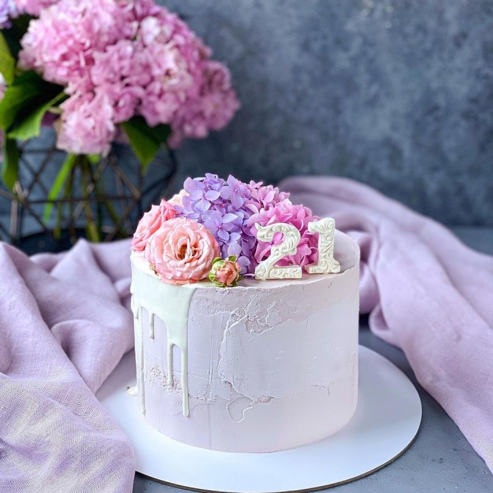 Торт с цифрой в Челябинске