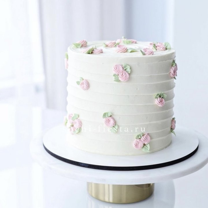 Торт "Розы в снегу" в Челябинске