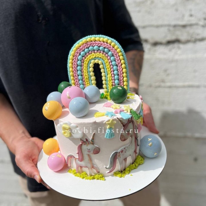 Торт "Радуга с единорогом" в Челябинске