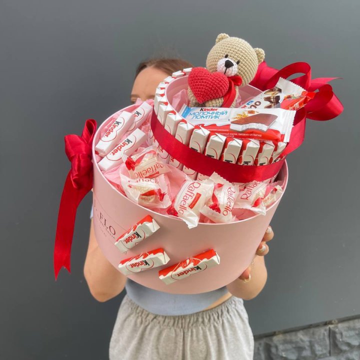 Бокс киндерами и раффаэлло 2 в Челябинске