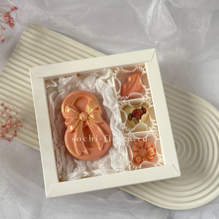 Конфеты из шоколада 8 Марта в Челябинске