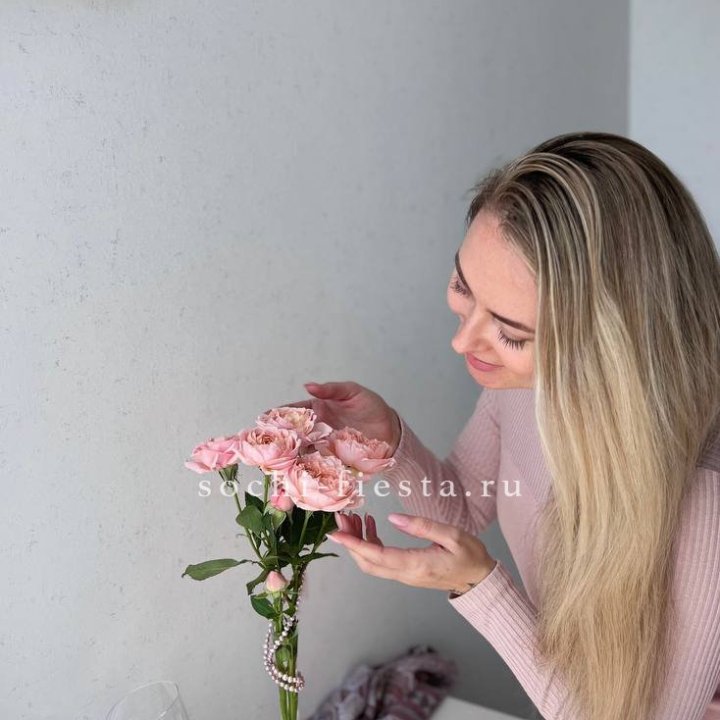 Цветочная подписка "Пакет маленький" в Челябинске