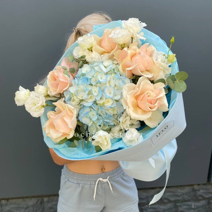 Сборный букет "Голубой закат" в Челябинске