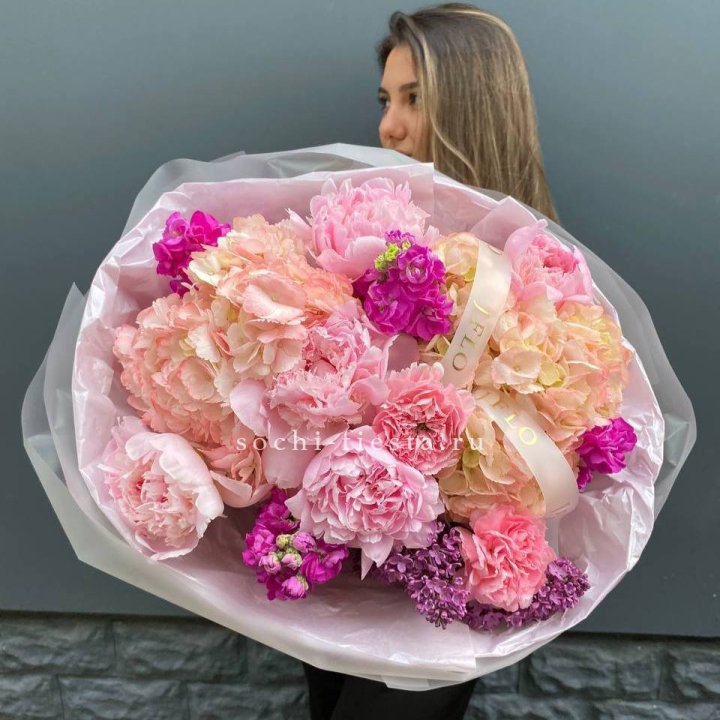  Букет "Фловер пионс" в Челябинске