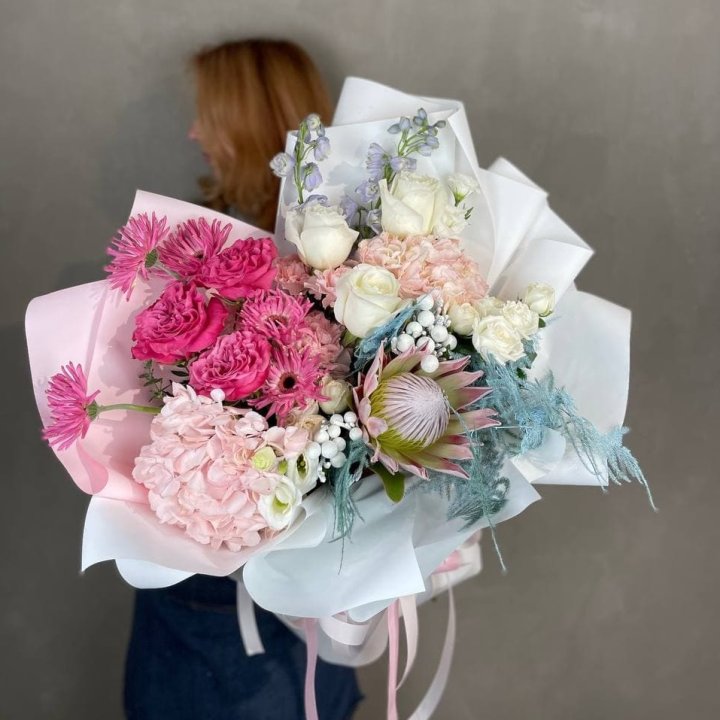 Дизайнерский букет "Фантастик" в Челябинске