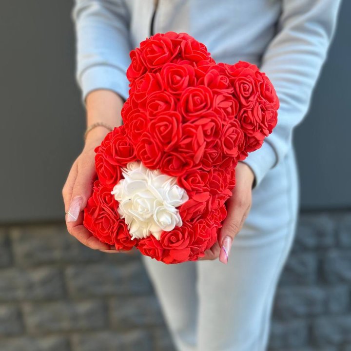 Медведь с белым сердцем в Челябинске