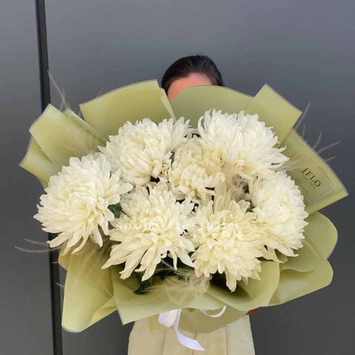 Букет одноголовых хризантем  в Челябинске