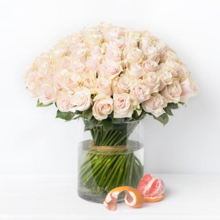 101 кремовая роза в Челябинске