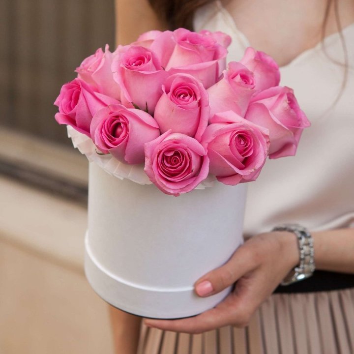 15 роз в боксе Кэтрин в Челябинске