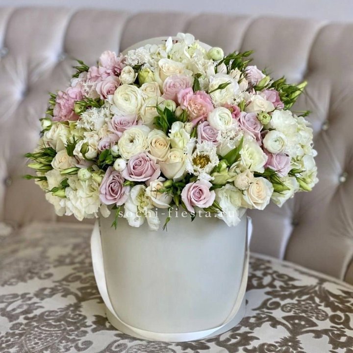 Цветочный бокс "Ловинг" в Челябинске