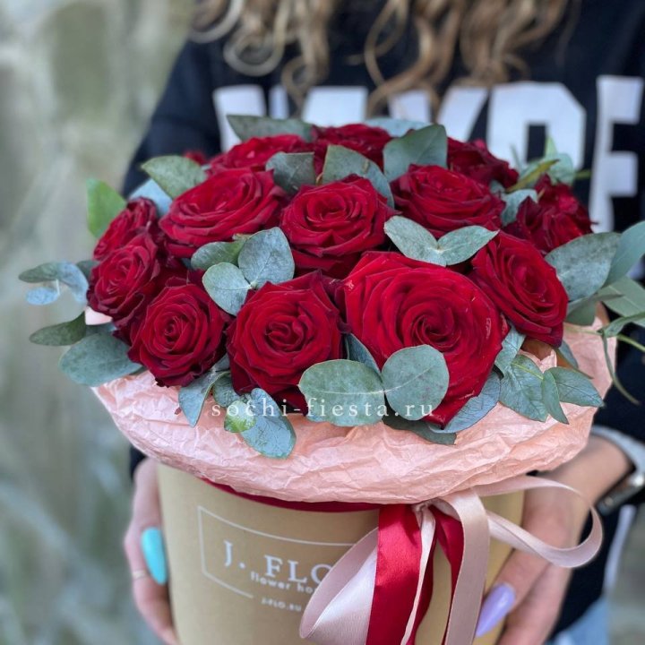 21 Красная роза в боксе №1 в Челябинске