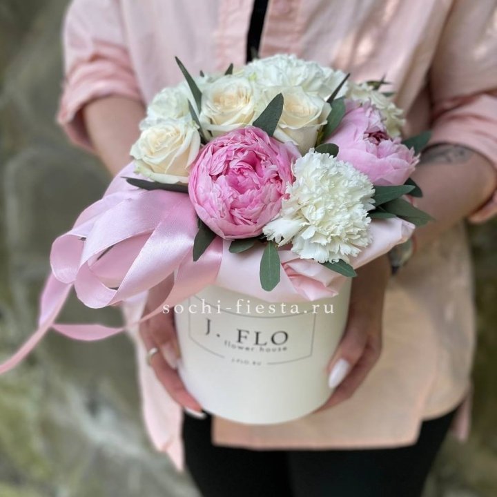 Цветочный бокс мини №2 в Челябинске