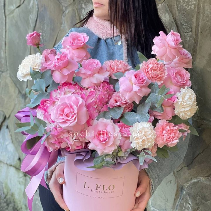 Цветочный бокс "Эсмиральда" в Челябинске