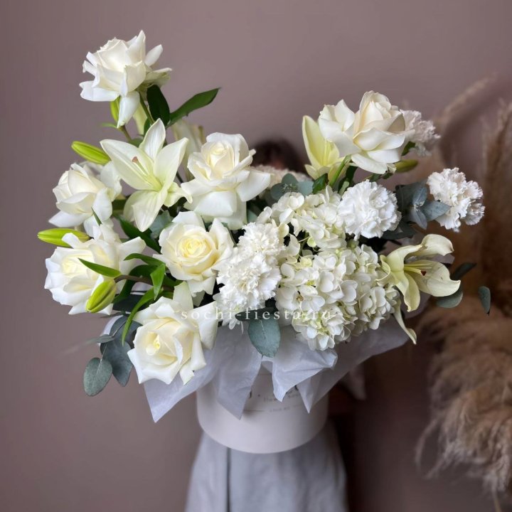 Цветочный бокс "Вайт дримс" в Челябинске