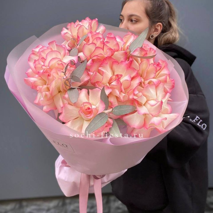 9 французских роз Джумилия в Челябинске