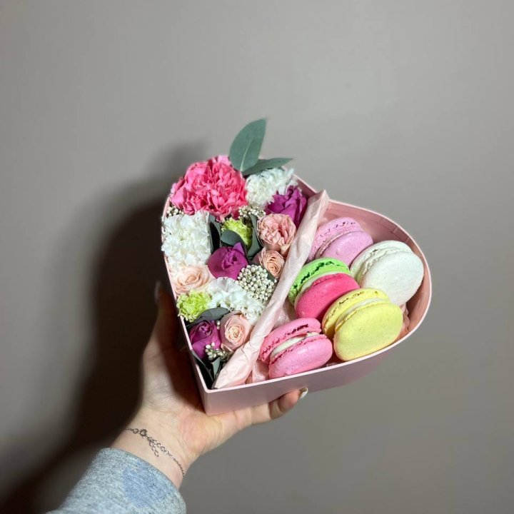 Дуо цветы и макаронсы в Челябинске