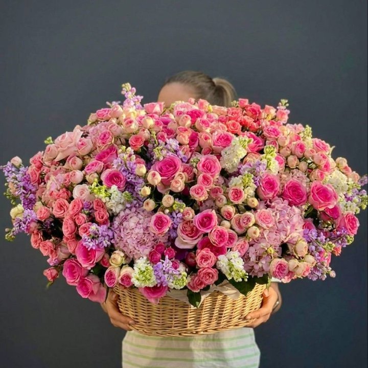 Цветочная корзина гигант №5 в Челябинске