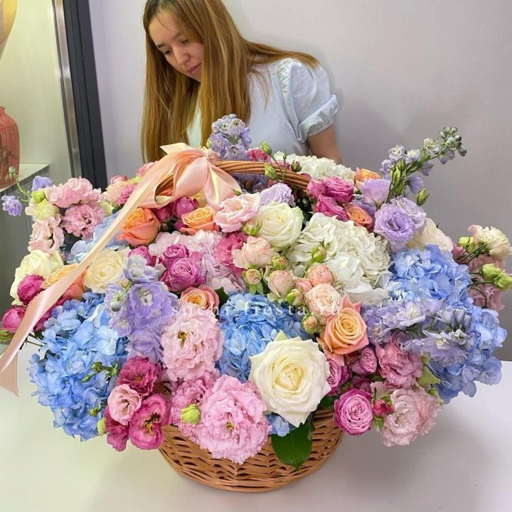 Авторская корзина "Экстра" в Челябинске