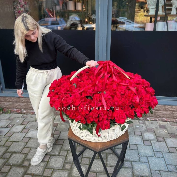 201 французская красная роза в Челябинске