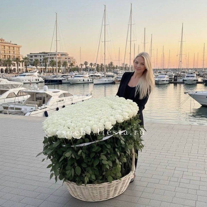 301 высокая роза в корзине в Челябинске