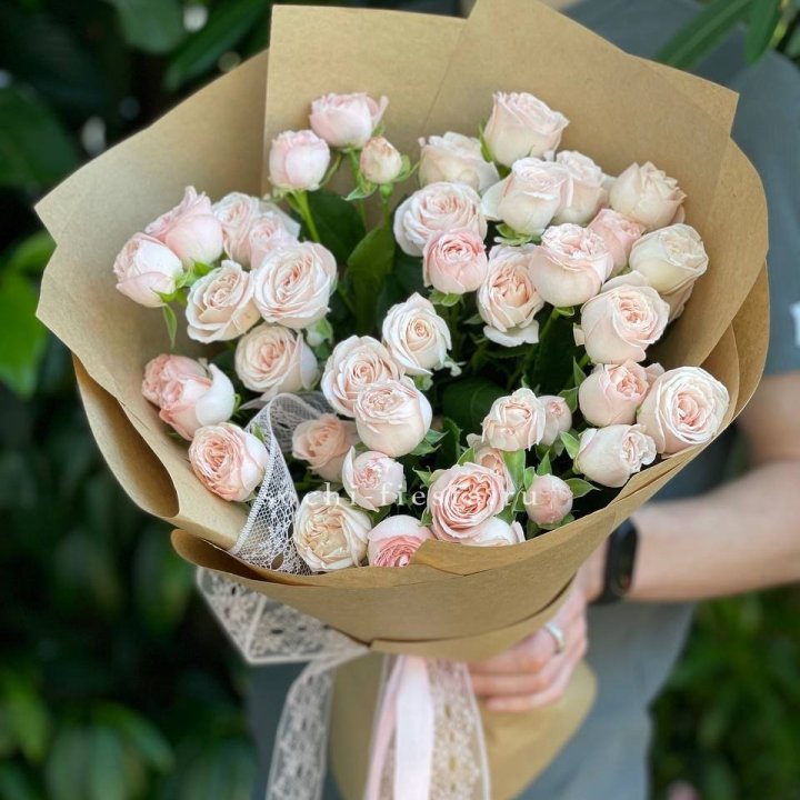 Кустовые розы букет №1 в Челябинске