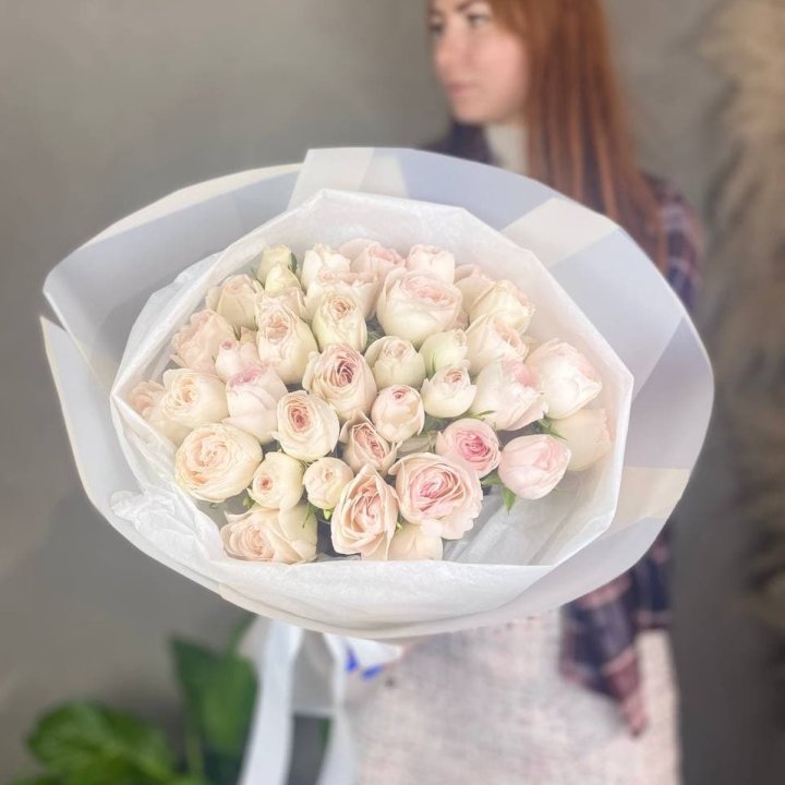 Букет кустовых роз в Челябинске