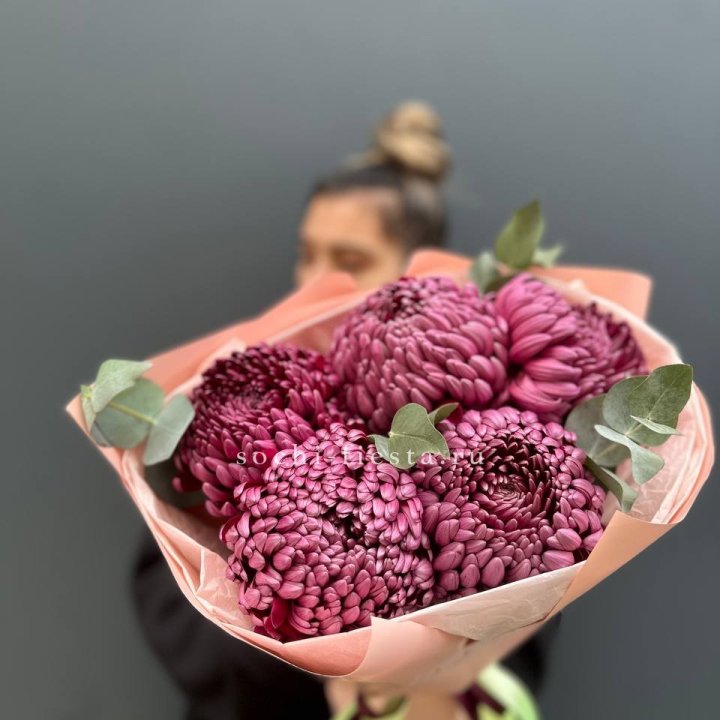 Хризантемы  Бигуди  в Челябинске