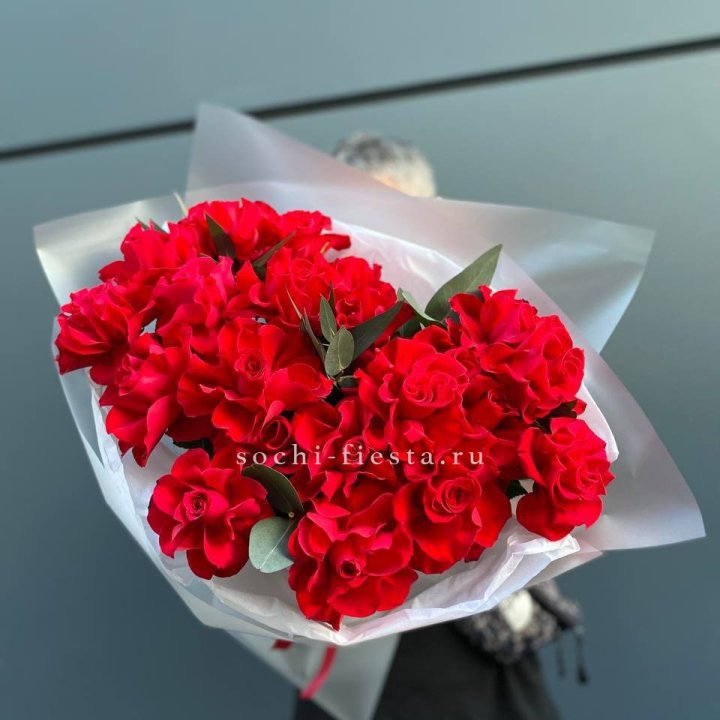 21 Красная французская роза в Челябинске