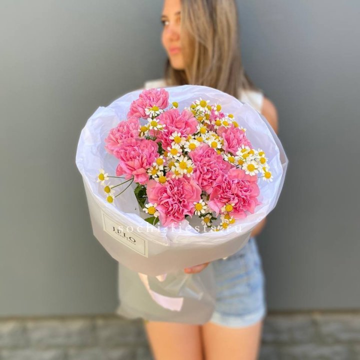 Дуобукет диантусов и ромашек в Челябинске