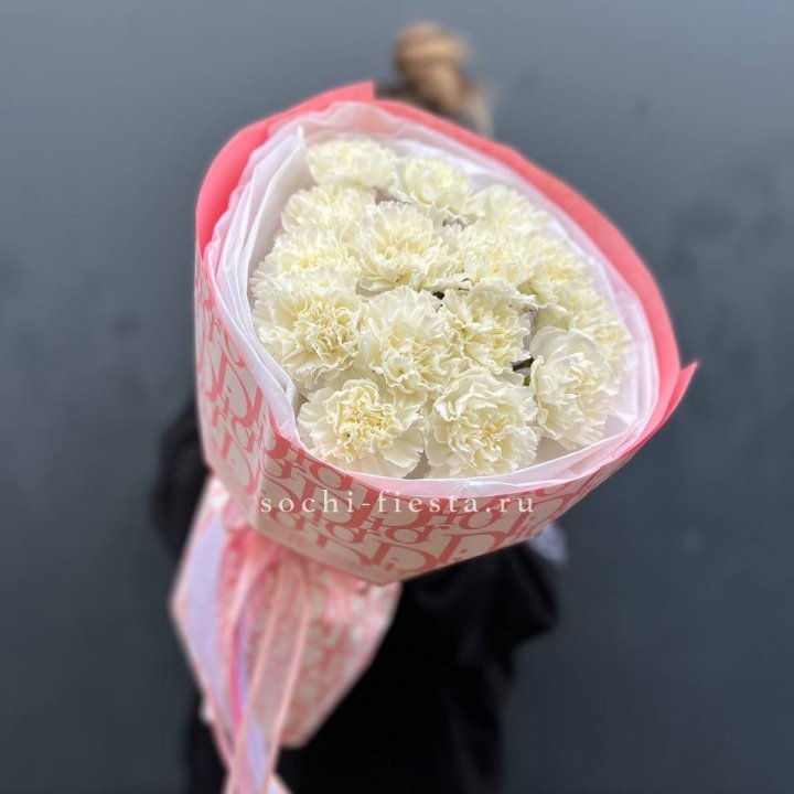 Белые диантусы №2 в Челябинске