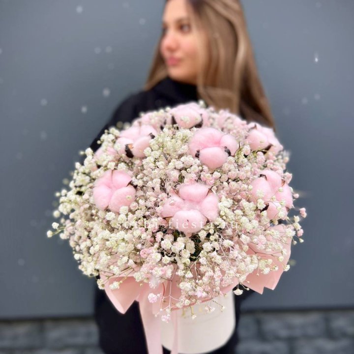 Гипсофилы с хлопком в шляпной коробке в Челябинске