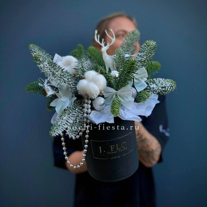 Композиция "Мери крисмас" в Челябинске