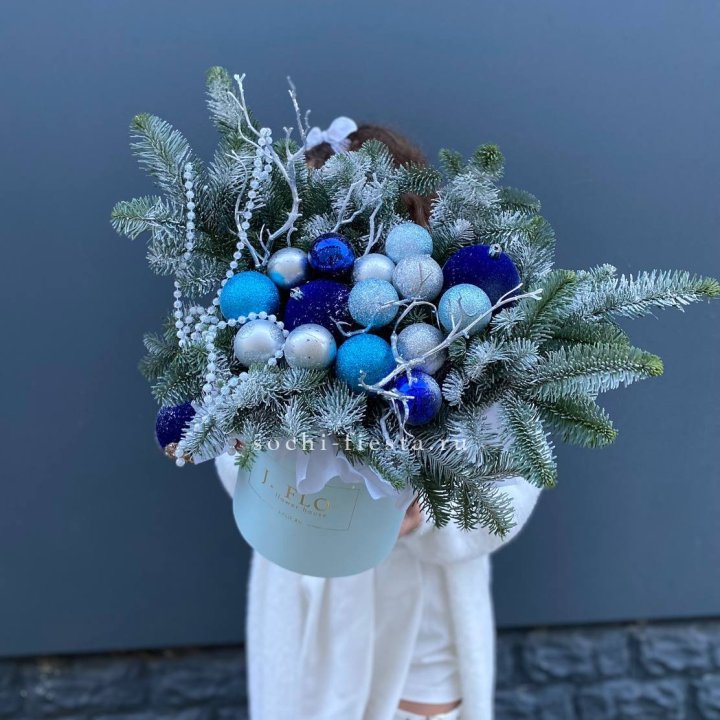 Композиция "Голубая бездна" в Челябинске