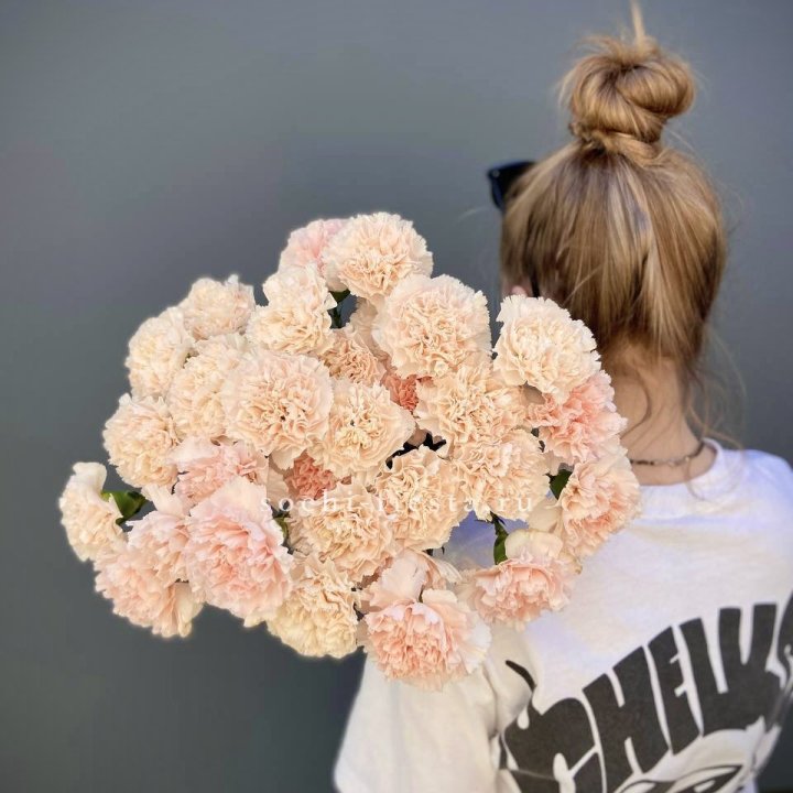 Охапка диантусов  в Челябинске