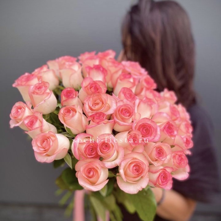 Охапка Роз Джумилия в Челябинске