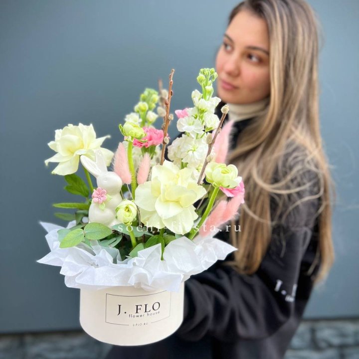 Цветочный бокс "Пасхальная композиция" в Челябинске