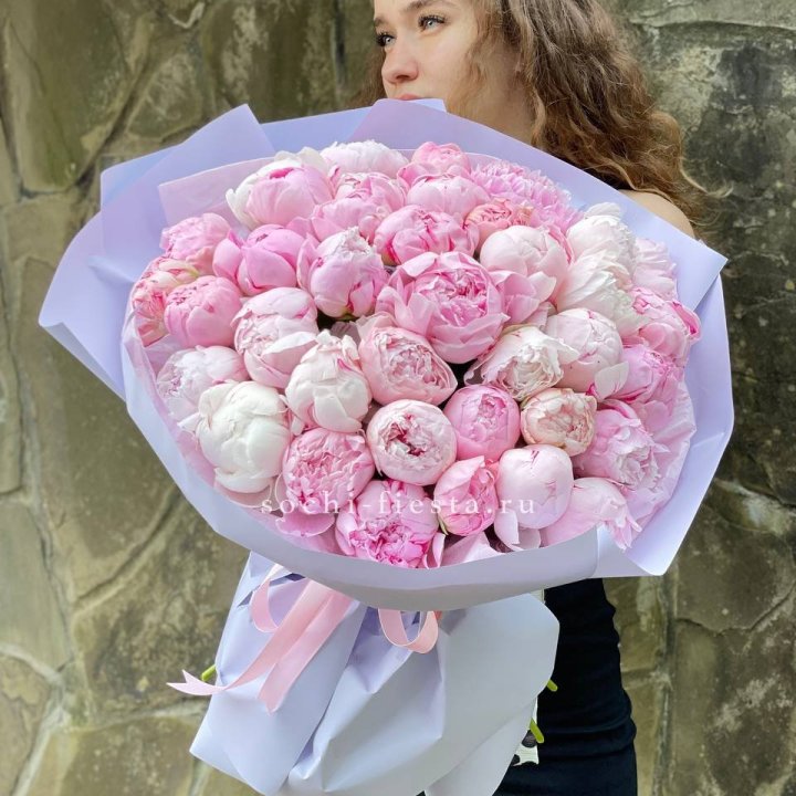 39 нежных пионов в Челябинске