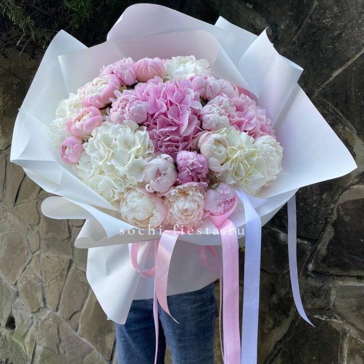 Букет "Пионы и Гортензии" в Челябинске