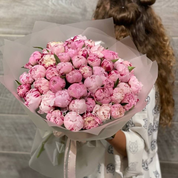 51 розовый пион в Челябинске