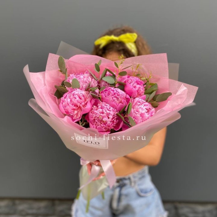 7 ярких пионов в оформлении в Челябинске
