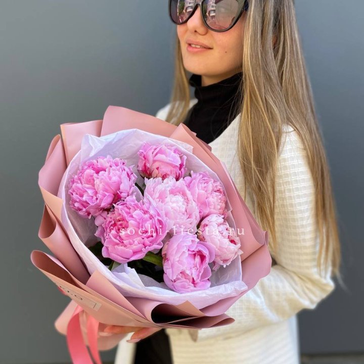 7 пионов в оформлении в Челябинске