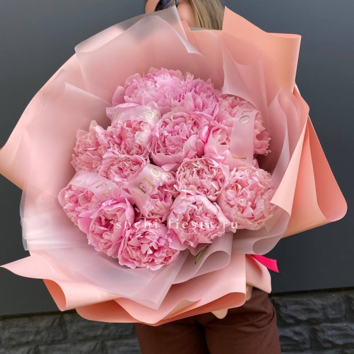 15 пионов "Монинг" в Челябинске