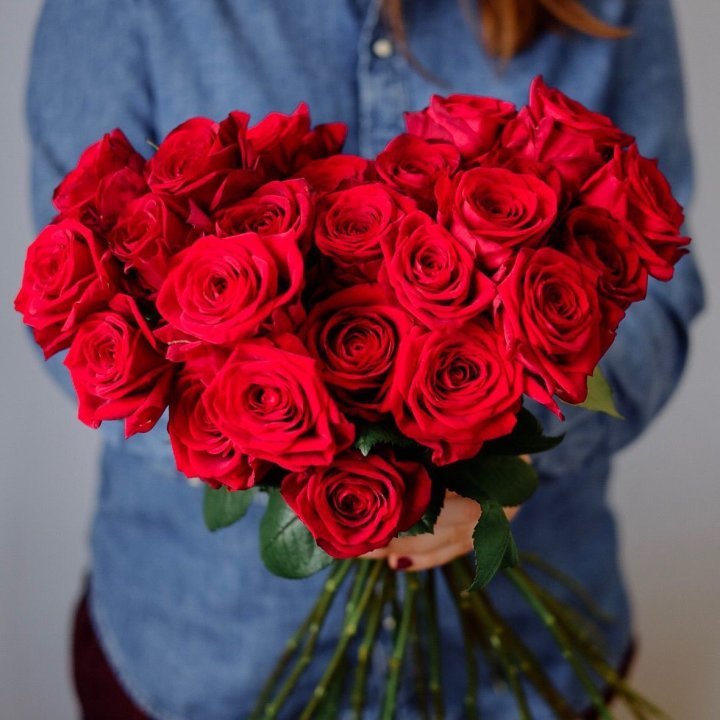 25 красных роз в Челябинске