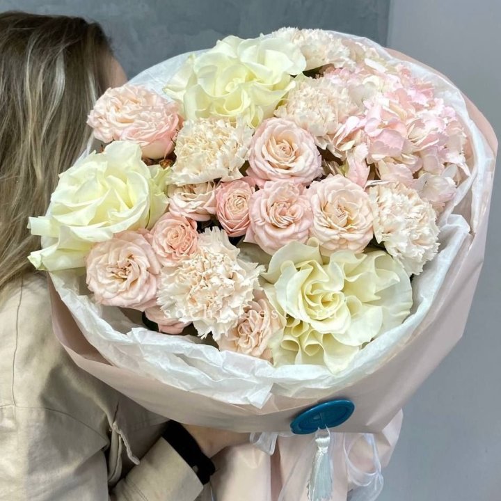 Дизайнерский букет "Джентел" в Челябинске